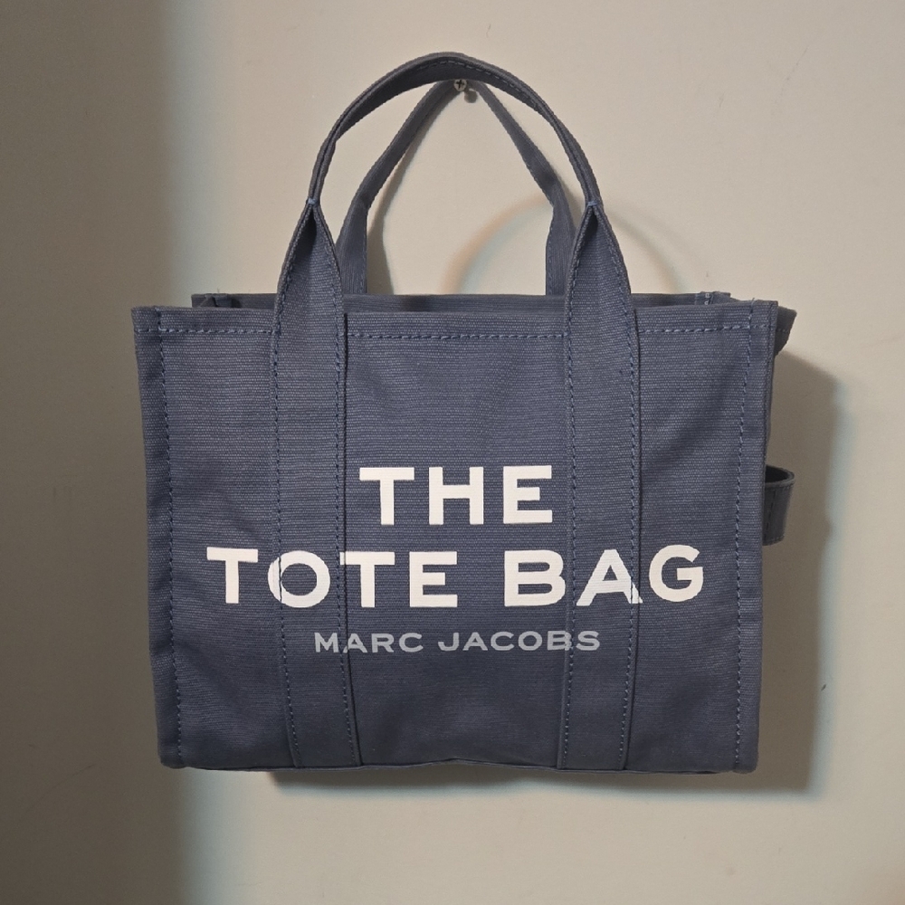 Marc Jacobs Gray Tote Bag - Picture 10 of 16